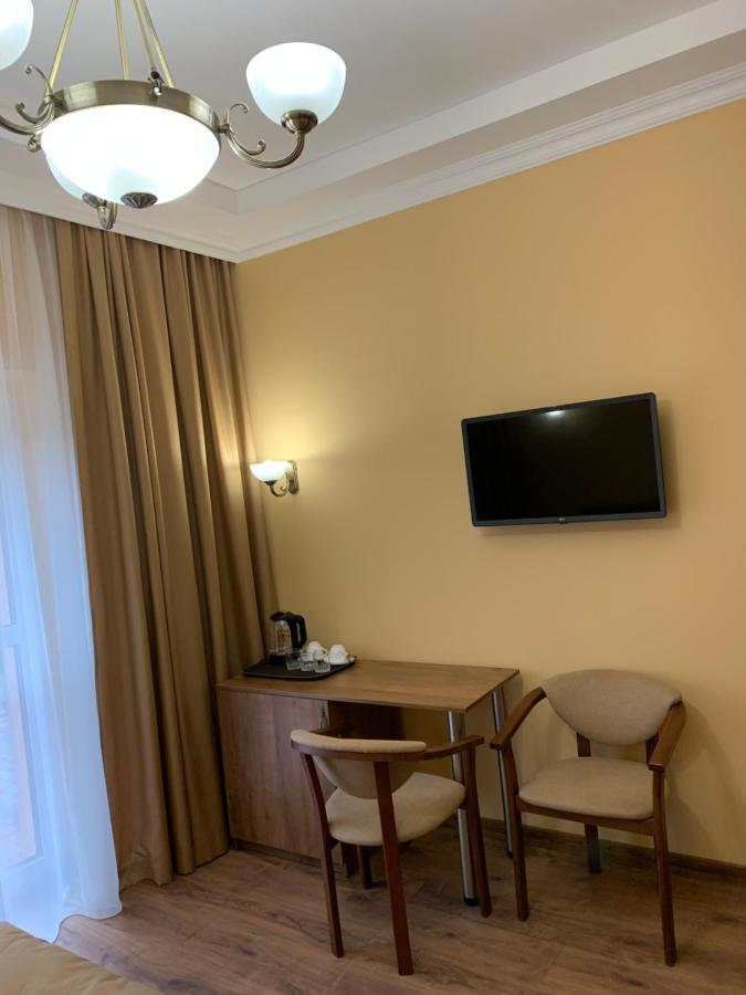 Hotel Сонячна Соната Polyana  Esterno foto
