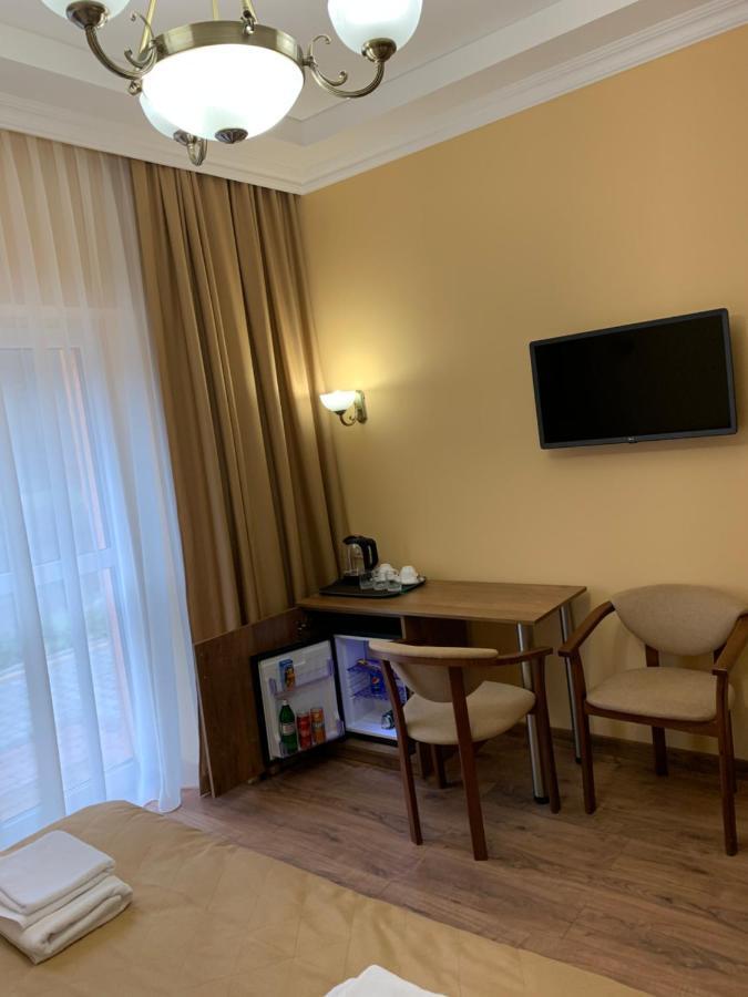 Hotel Сонячна Соната Polyana  Esterno foto